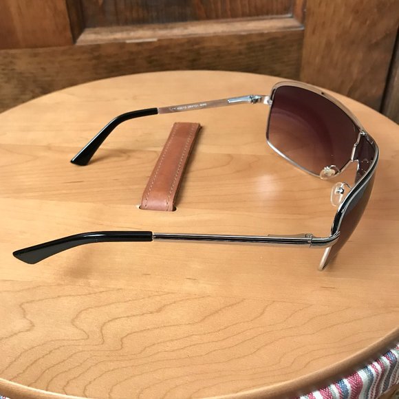 FINAL PRICE - Silvertone/Black Full Frame Sunglasses #3 - Picture 5 of 6